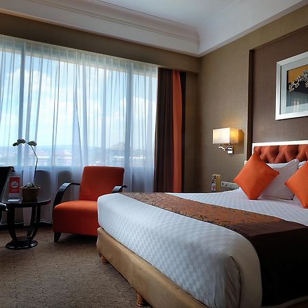 Hotel Ciputra Semarang Managed By Swiss-Belhotel International Exterior photo