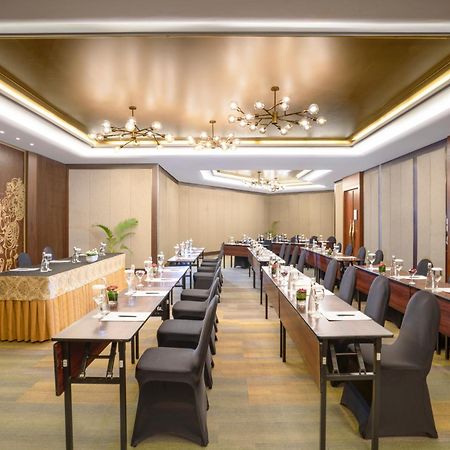 Hotel Ciputra Semarang Managed By Swiss-Belhotel International Exterior photo