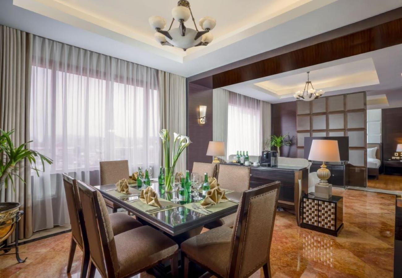 Hotel Ciputra Semarang Managed By Swiss-Belhotel International Exterior photo