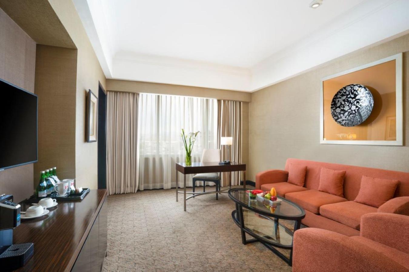 Hotel Ciputra Semarang Managed By Swiss-Belhotel International Exterior photo