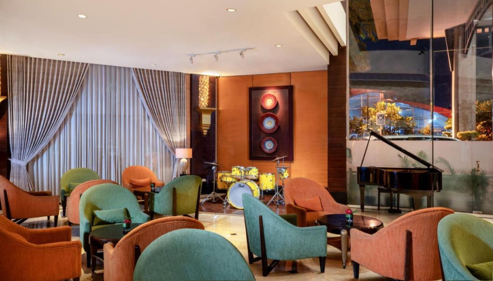 Hotel Ciputra Semarang Managed By Swiss-Belhotel International Exterior photo