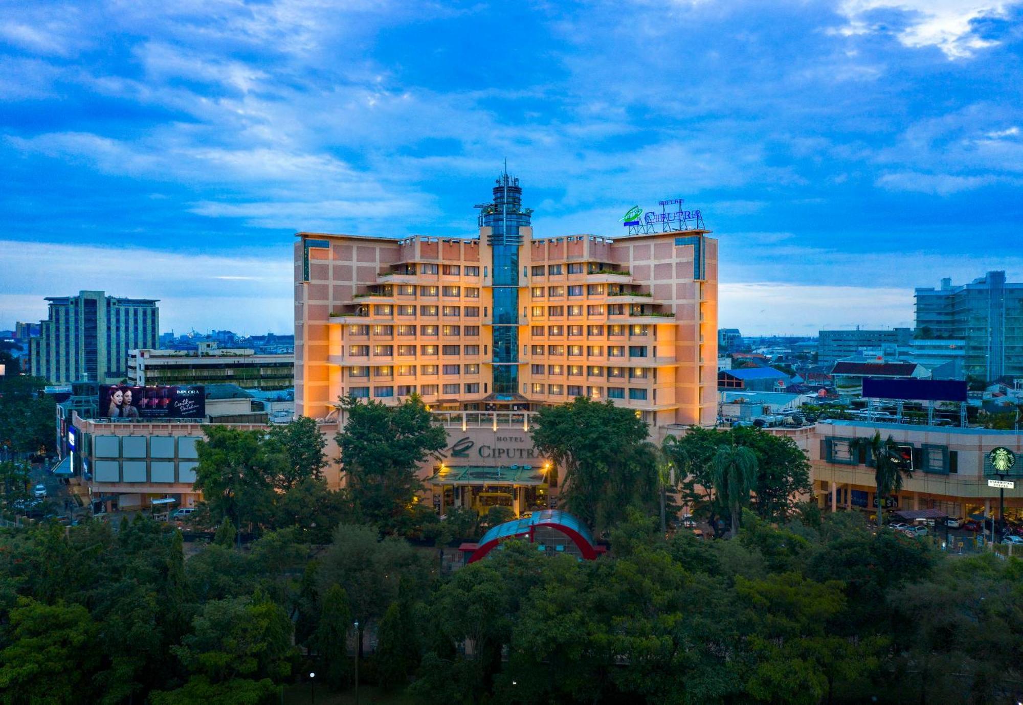 Hotel Ciputra Semarang Managed By Swiss-Belhotel International Exterior photo